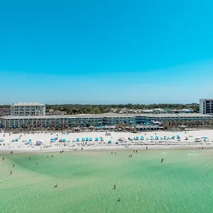Sandpiper Beacon Hotel